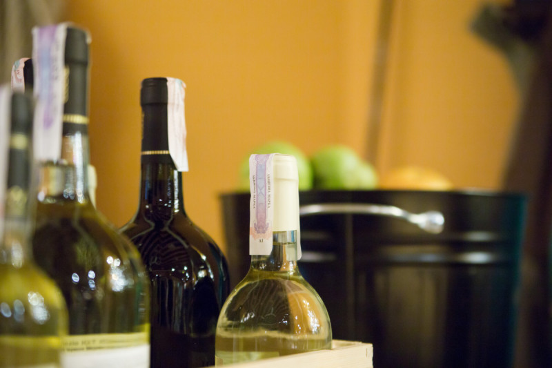 Rinviata al 2028 la norma irlandese sull’etichettatura sanitaria