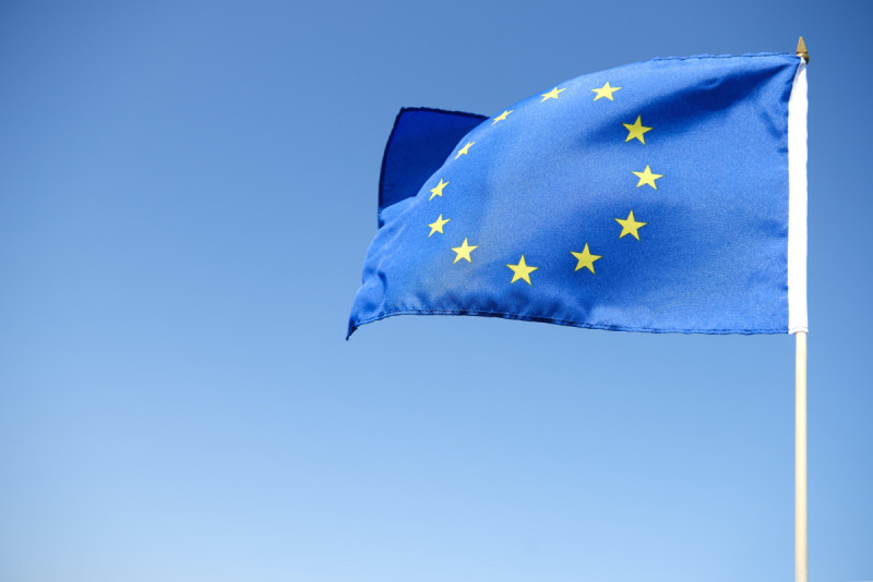 La Commissione europea torna a valutare un possibile aumento delle accise sull’alcol