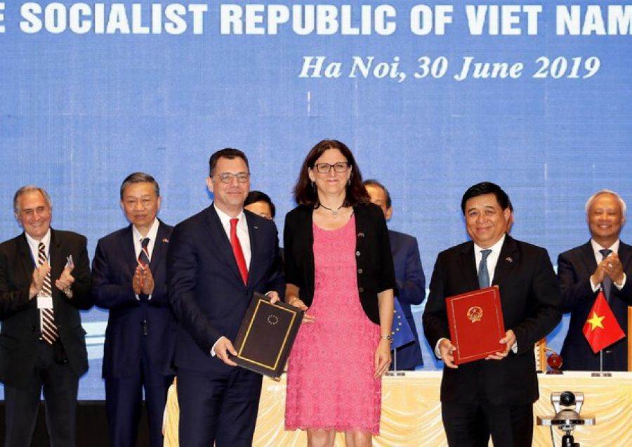 Accordo Ue-Vietnam: alleggerimento dei dazi per vini e spiriti