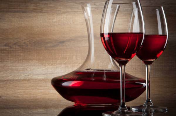 Prezzi dei vini in aumento: chi assorbirà i rialzi?