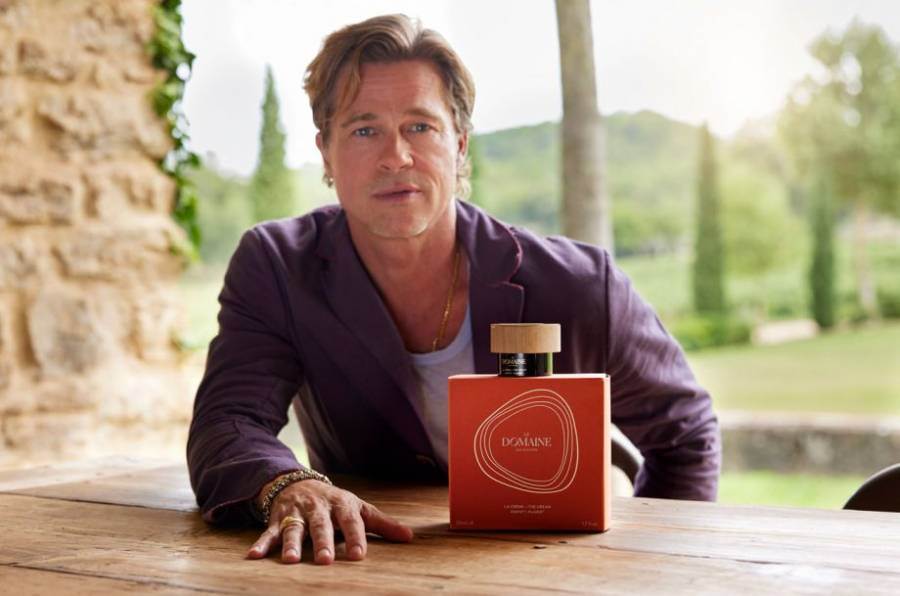 Brad Pitt lancia una linea cosmetica con i derivati di lavorazione del vino