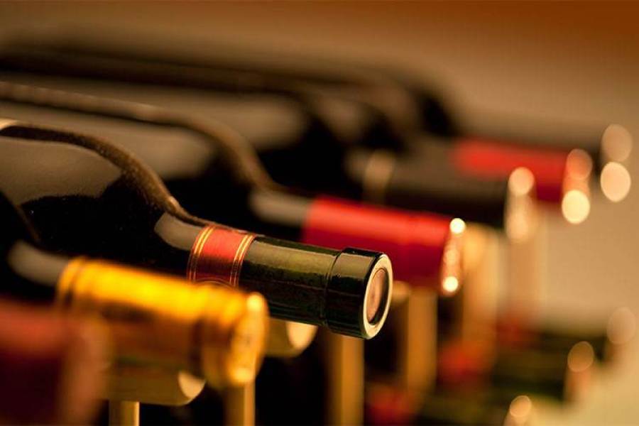 Mercato mondiale del vino in calo (-10,5%) ma l&#039;Italia regge meglio dei competitor