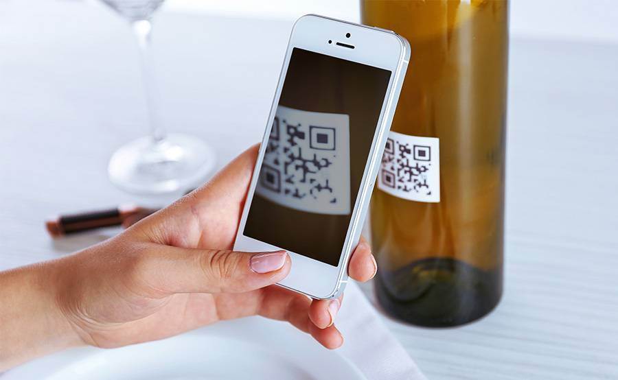 A Vinitaly si presenta U-label, l’etichetta digitale trasparente che racconta vini e spiriti