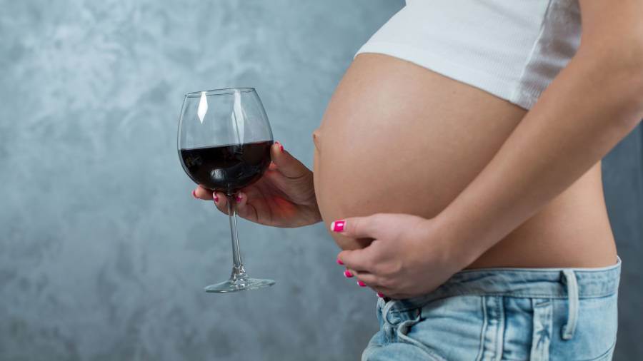Australasia, Ministers approve mandatory alcohol pregnancy warning label