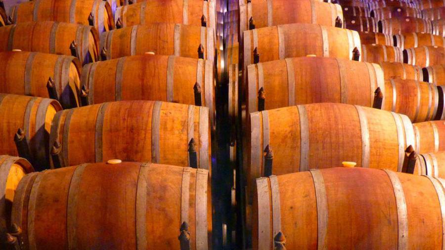 Cantina Italia, 46,6 milioni di ettolitri di vino in giacenza al 17 giugno
