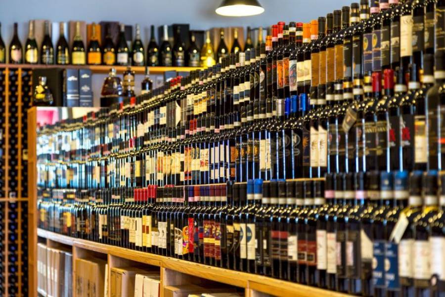 Lombardia: cancellato il divieto d&#039;asporto delle bevande alcoliche dalle 18