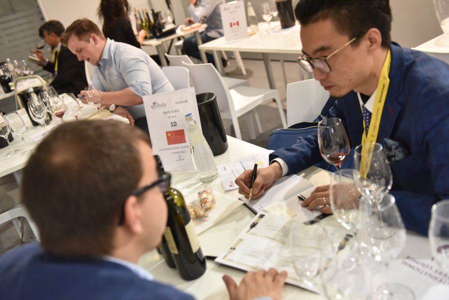 Nel 2020 Veronafiere lancia la piattaforma Wine to Asia