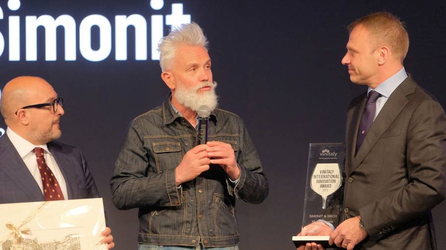 Premio International Innovation a  Marco Simonit per la tecnica di potatura