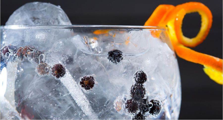 Dalla vodka al gin ecco come aumenteranno i consumi di Spiriti nel mercato mondiale entro il 2023