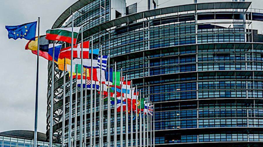 Ceev scrive al Parlamento europeo: servono misure urgenti per il vino
