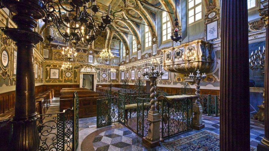 Vino, castelli e sinagoghe del casalese