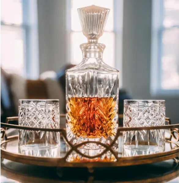 Rapporto &ldquo;pesa&rdquo; il contributo del whisky all&rsquo;economia scozzese