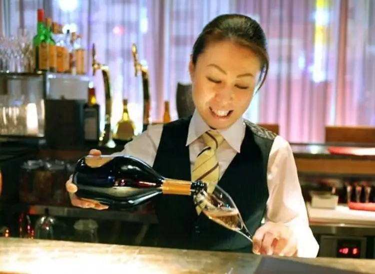 La Francia riconquista il primato dell&rsquo;export di vino in Giappone