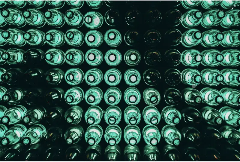 La Svezia introduce l&rsquo;obbligo di bottiglie pi&ugrave; leggere