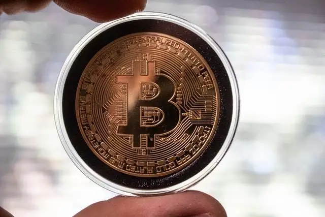 Anche il vino non potrà fare a meno degli NFT?