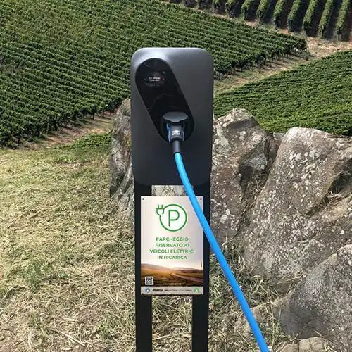 Morellino Green: percorsi enologici EV Friendly