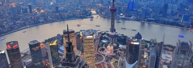 Shanghai sperimenta gli avvisi sanitari nella vendita di bevande alcoliche