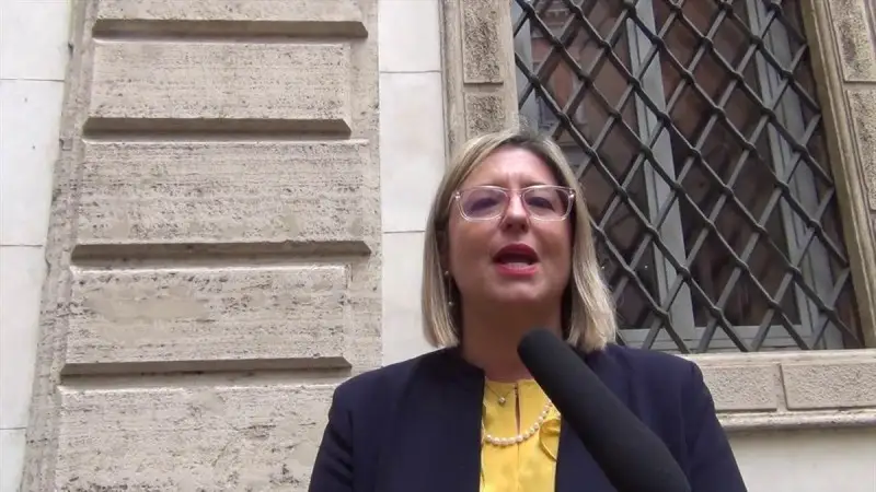 Tregua sui dazi: ora il Governo si adoperi per facilitare l’accordo tra Unione Europea e Stati Uniti