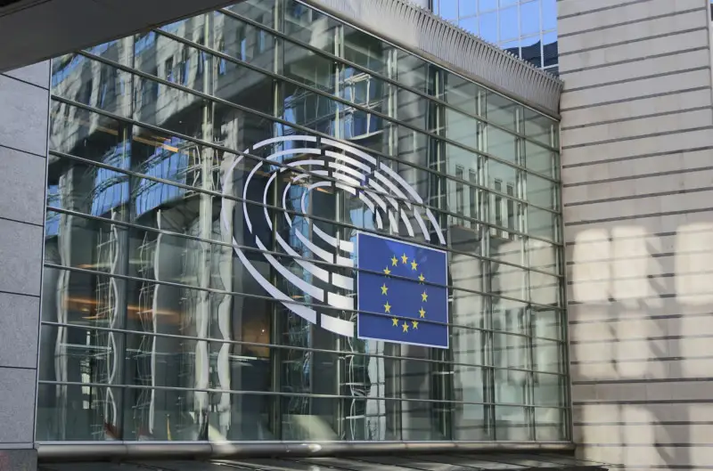 Regolamento UE Imballaggi: vino e spiriti esclusi dall&rsquo;obbligo del riuso