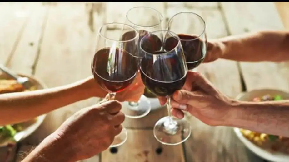 La pandemia fa calare i consumi di vino. Come affrontare la crisi?