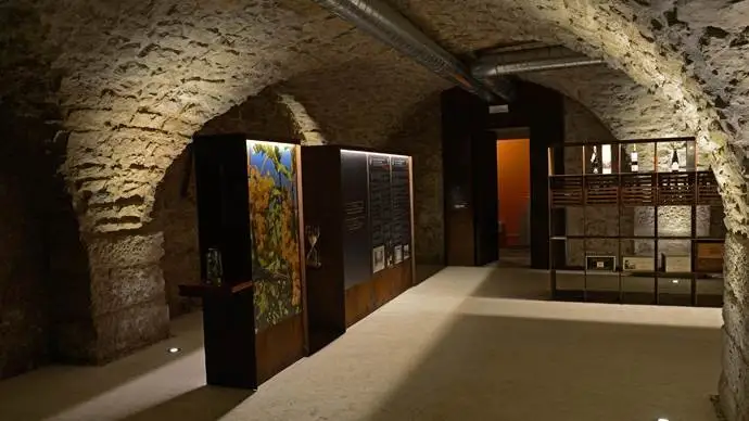 Camminando tra laghi e vino