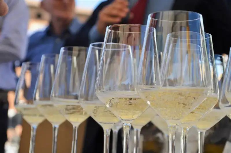 Il "Bottle Bill" della California includer&agrave; vino e spiriti dal 2024