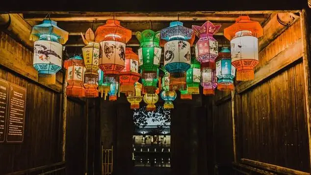 La Cina vieta importazioni di bevande alcoliche lituane