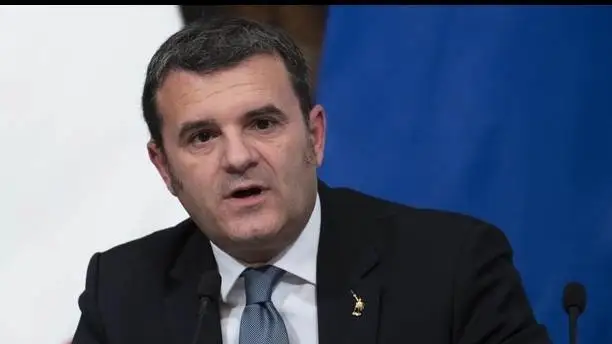 Mipaaf a difesa del Made in Italy nella Ue: il consumo equilibrato di vino non &egrave; dannoso