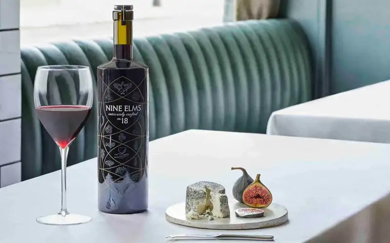 Complessit&agrave;, acidit&agrave; e tannini: in Uk la bevanda analcolica con 20 botaniche per accompagnare cibi gourmet