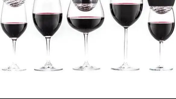 Cresce il peso della produzione di alcolici nell&rsquo;industria cinese