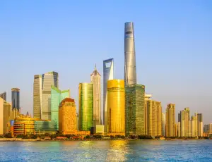 Qatar Duty Free acquisisce il monopolio di vendita degli alcolici