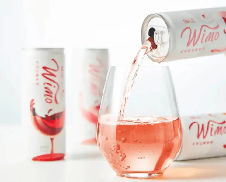 In lattina e low alcol: cos&igrave; il vino dei giovani cinesi