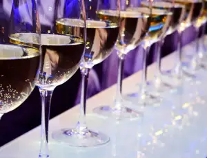 Conegliano Valdobbiadene Prosecco Docg, meno vendite estere ma pi&ugrave; valore