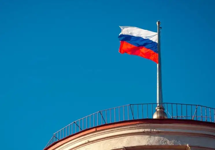 Russia: firmata la legge che aumenta le accise su vino e distillati