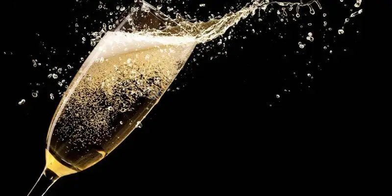 Vino: la corsa sui mercati esteri ancora guidata dagli spumanti