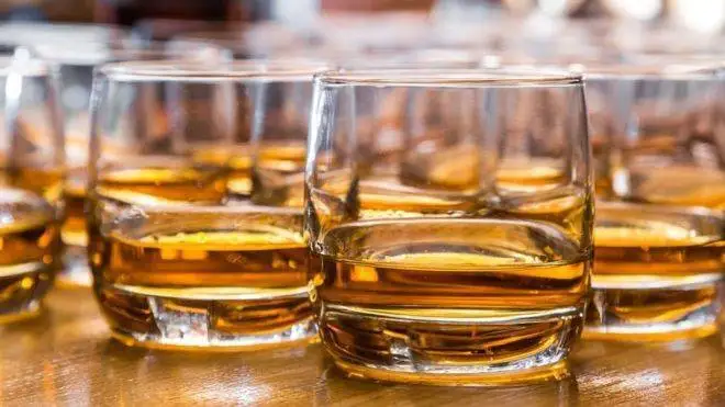 Una lingua artificiale per scoprire il whiskey contraffatto