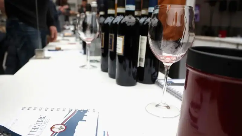 Italia vs Francia: il Brunello sfida i grandi d'Oltralpe