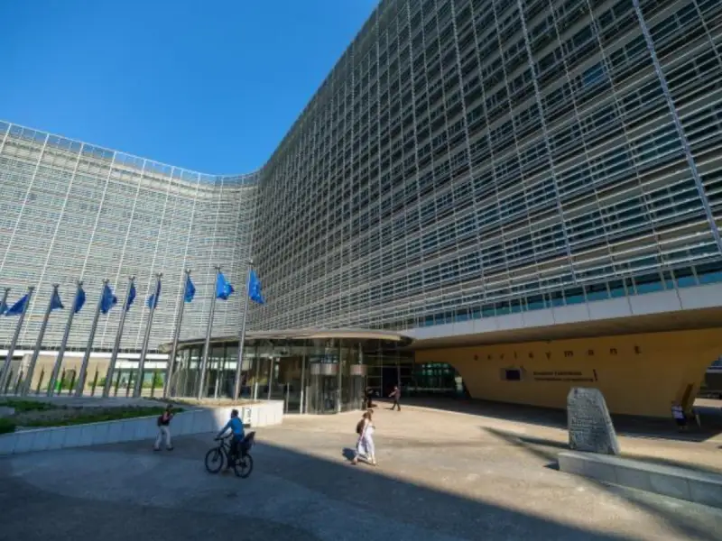 Via libera Ue a un piano francese da 5 miliardi in aiuto all&rsquo; export verso gli Usa