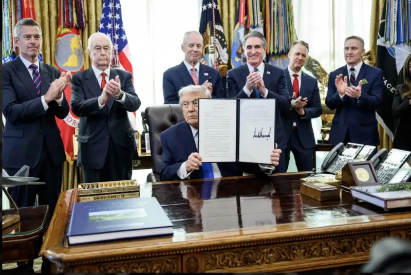 Dopo la sentenza della Corte Suprema Trump impone nuovi dazi al 15%