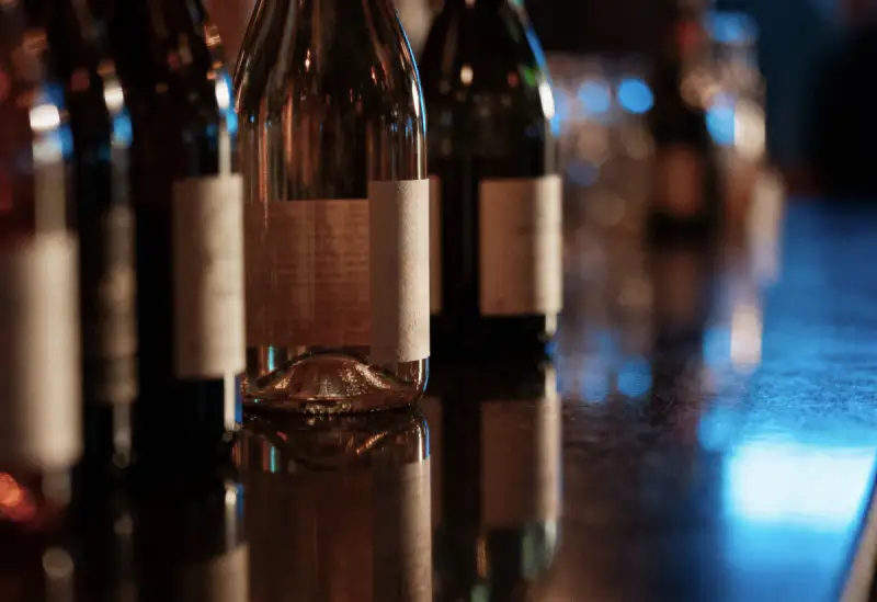 India: nuove regole per le bevande alcoliche, etichettatura rinviata a luglio 2026